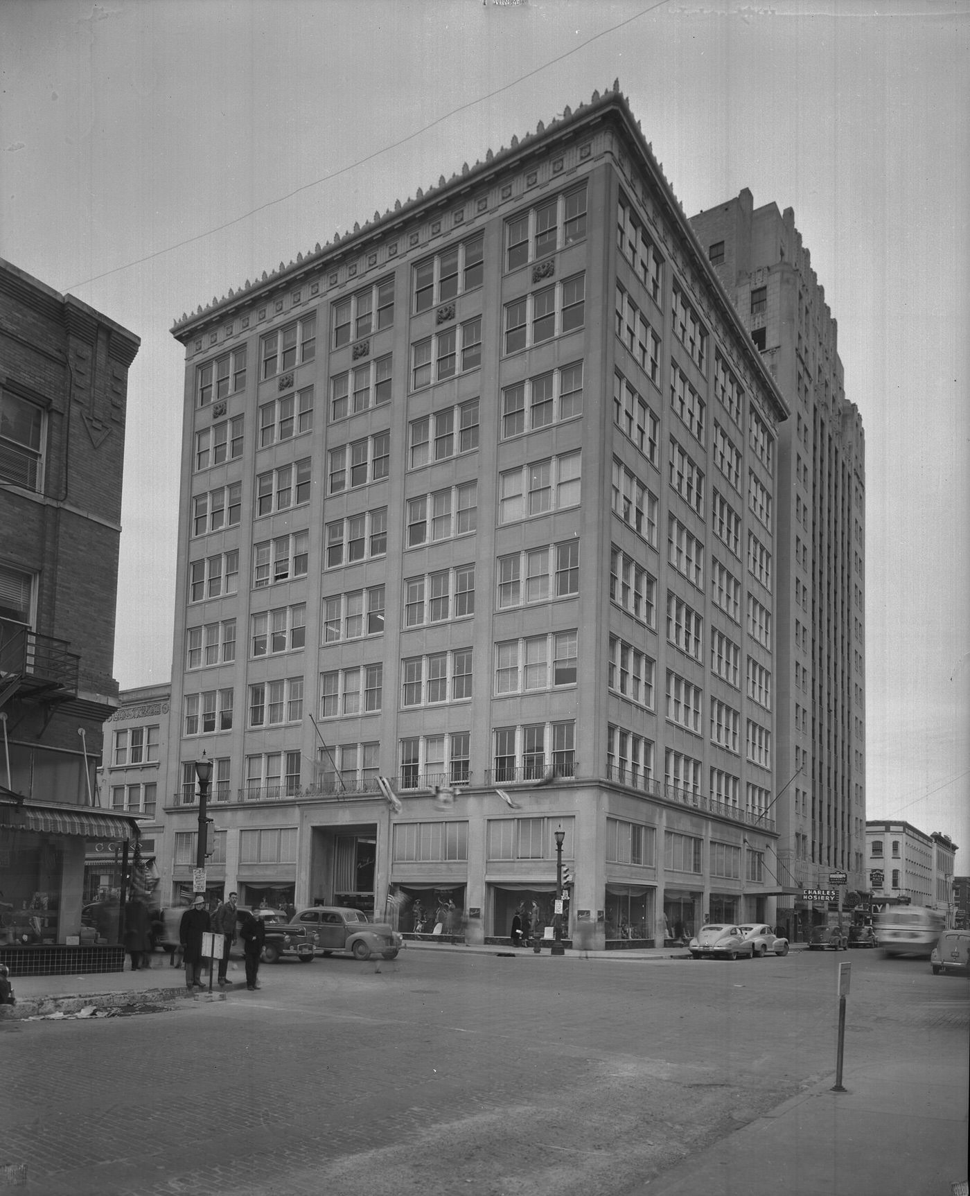 #188 Meacham’s Department Store, 515 Houston Street, downtown Fort Worth, Texas, 1949