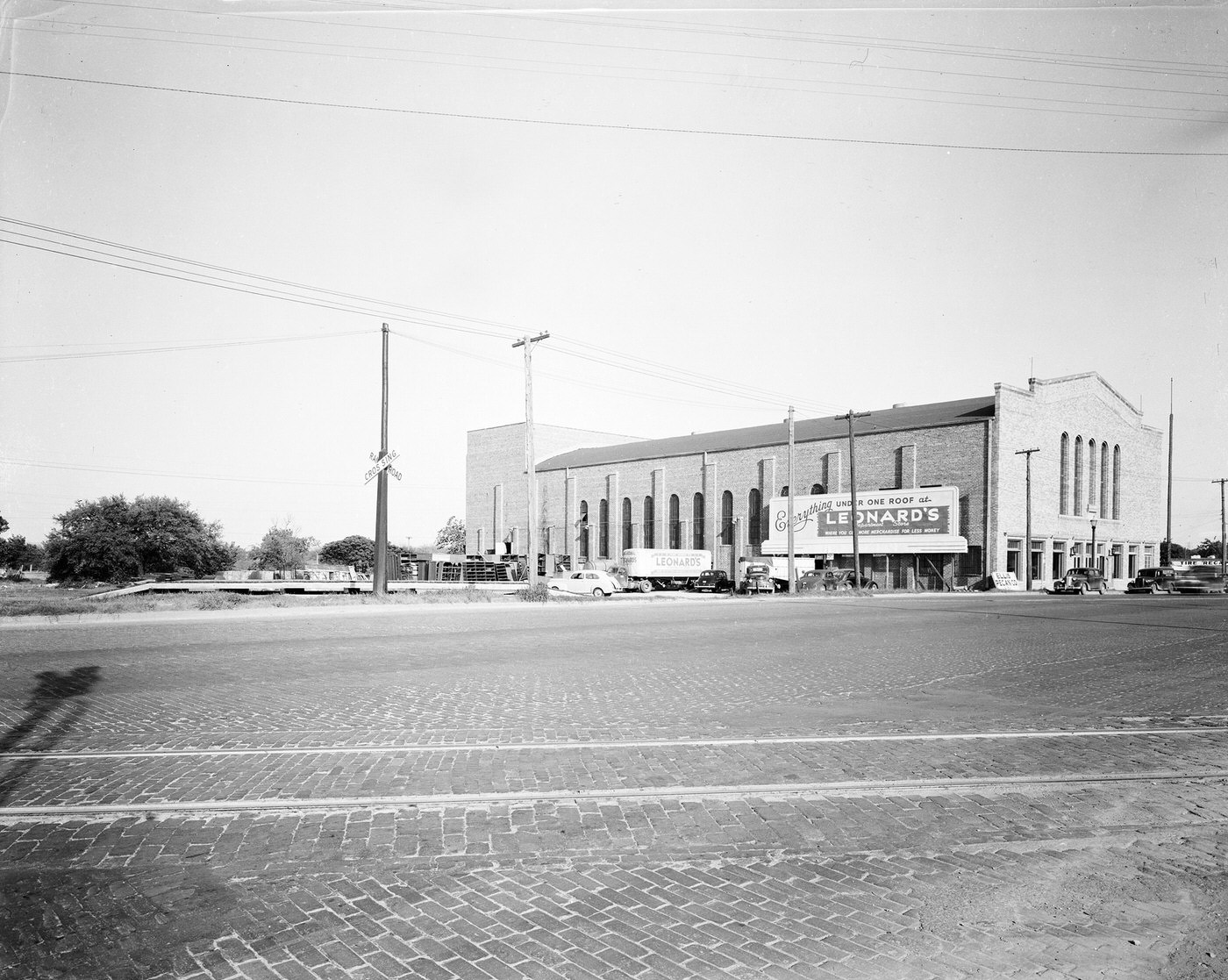 #58 1012 North Main Street, 1946