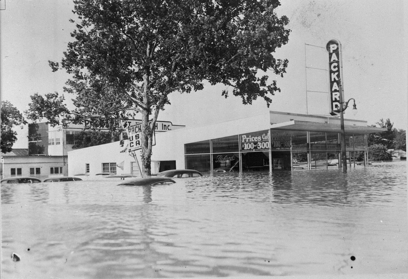 #142 Fort Worth, Texas flood, 1949.