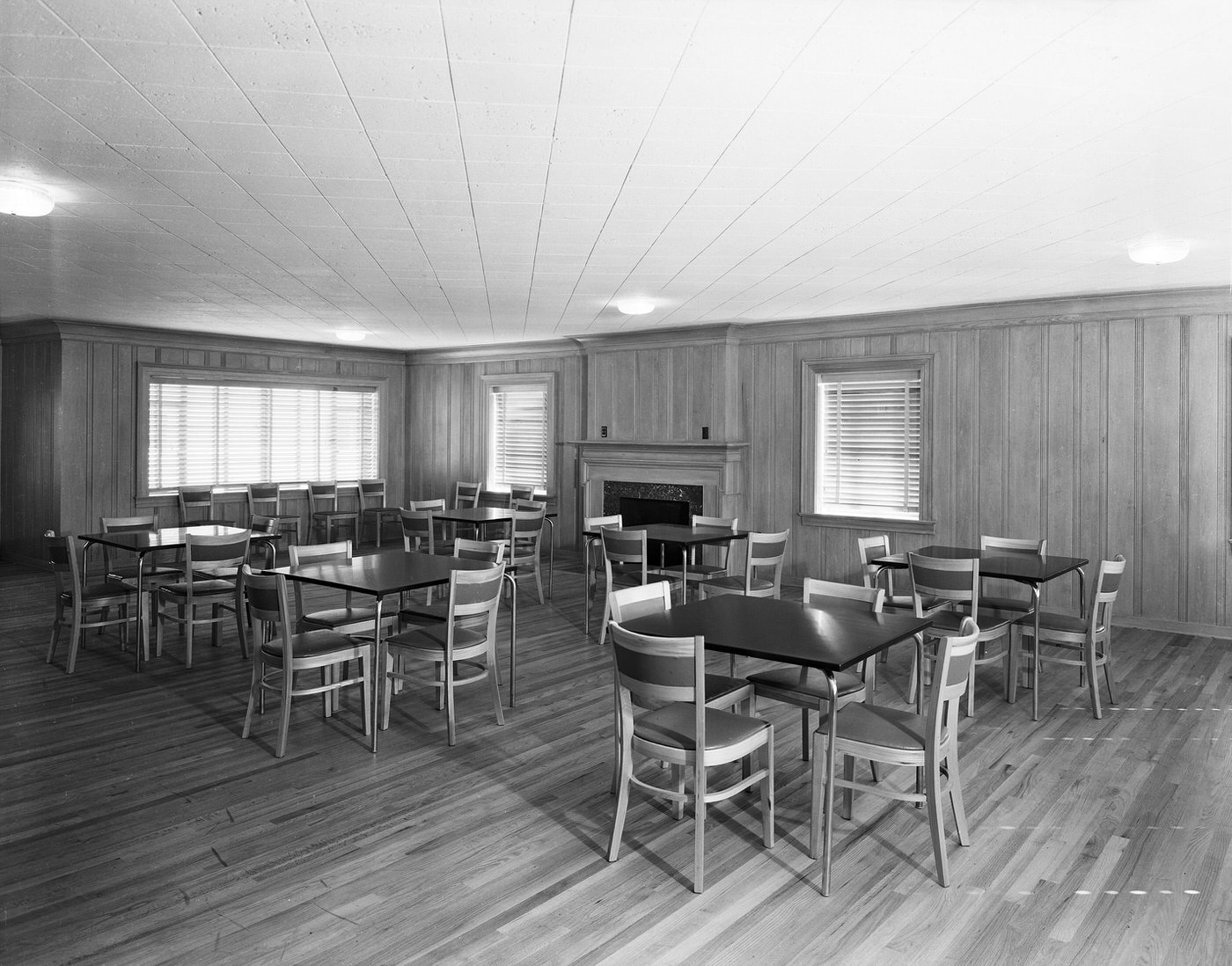 #130 Interior break room at Crown Machine and Tool Company, 2800 W. Lancaster Avenue, Fort Worth, 1944