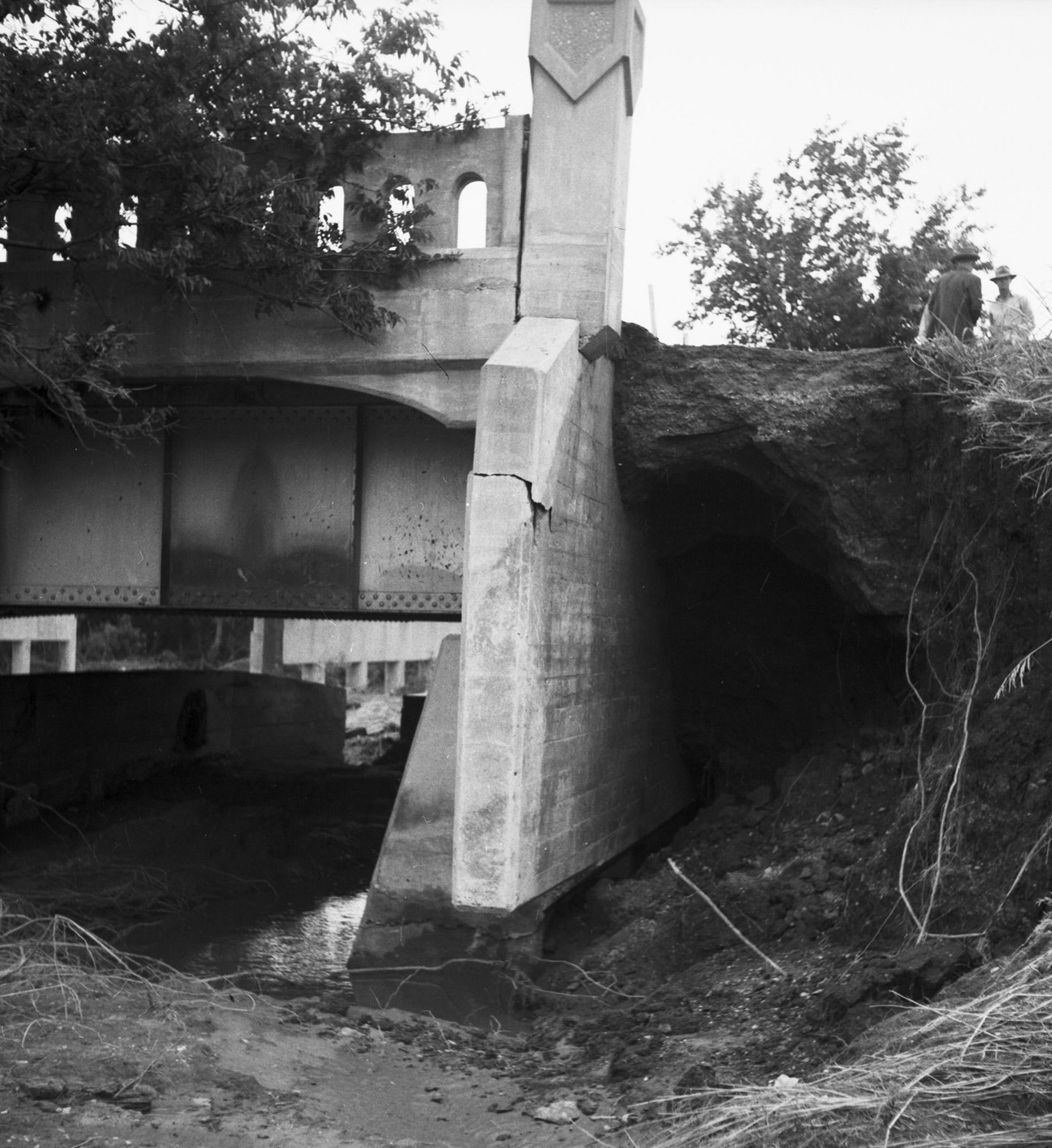 #95 Debris on the side of a building after flood, 1949