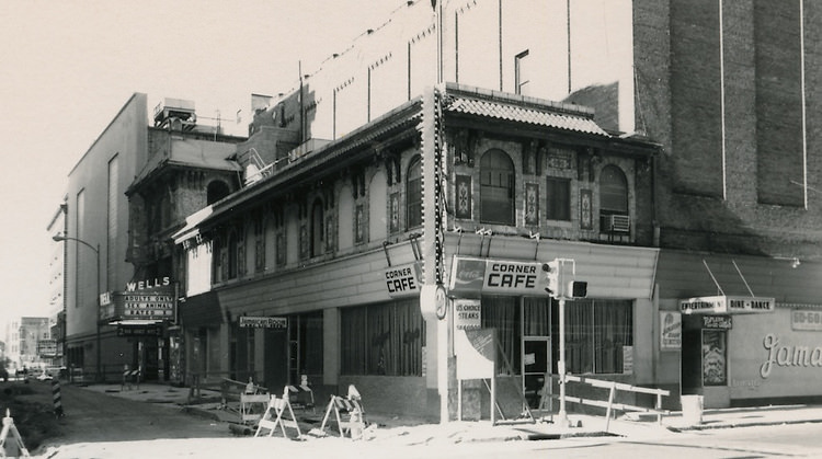 #124 Downtown West. Wells Theatre.Corner of Tazewell Street and Monticello Avenue, 1940s