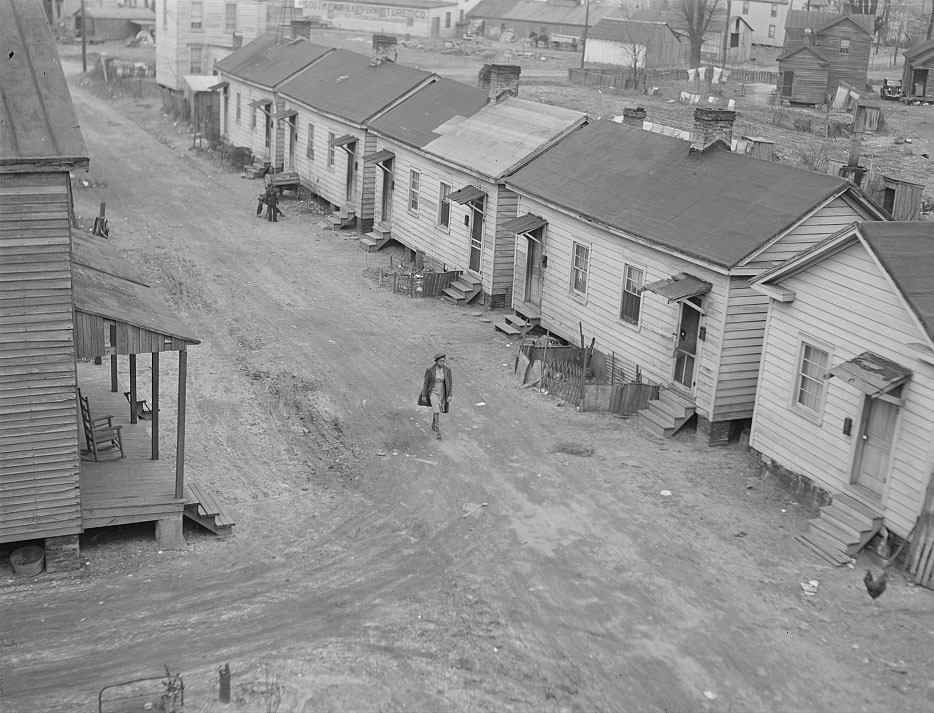 #166 Housing. Norfolk, Virginia, 1941