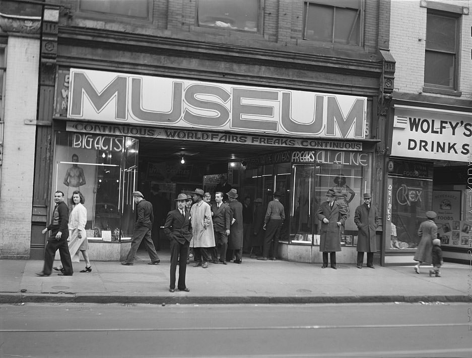 #170 West Main Street. Norfolk, Virginia, 1941