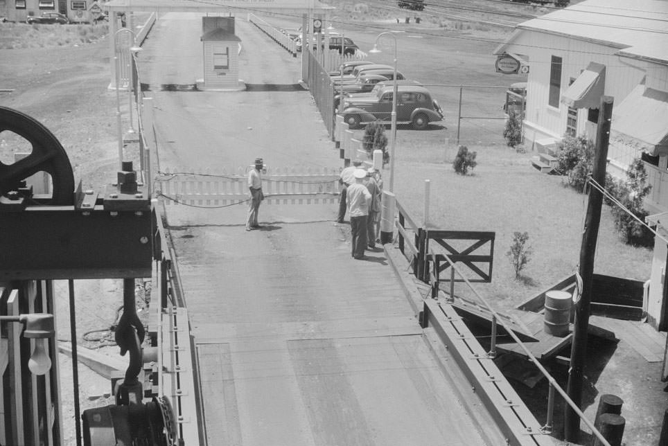 #188 The dock at Little Creek, Virginia, the “Gateway to the South”, 1940s