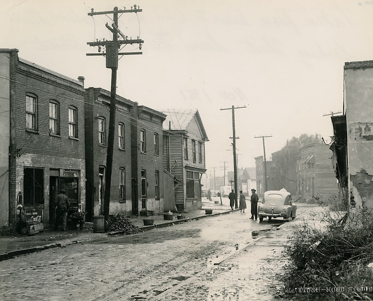 #135 Taken from house #622 on Nicholson Street looking West down Nicholson Street, 1951
