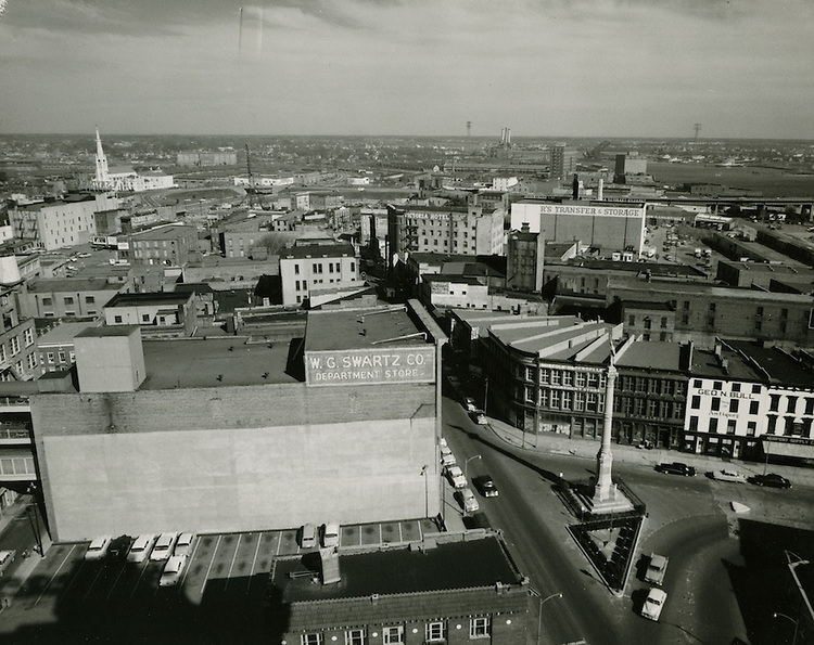 #86 Commercial Place & Confederate Monument, 1959