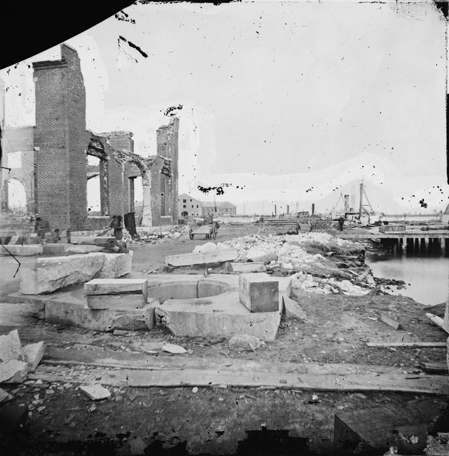 #7 Ruined buildings at Navy Yard,1864
