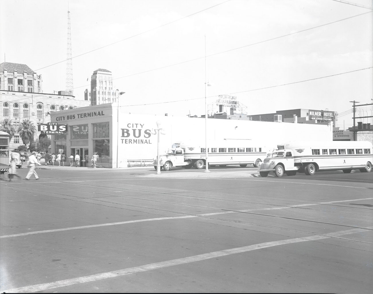 #6 Phoenix Bus Terminal, 1942