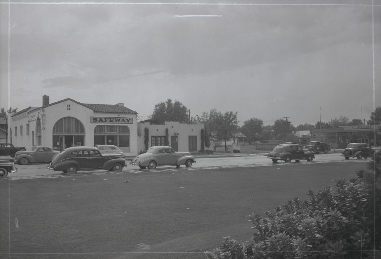 #24 Safeway Store, 1942