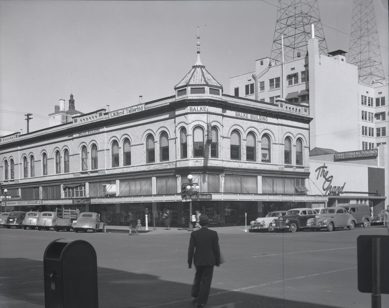 #38 Balke Building, 1942. This building stood on the northeast corner of 1st Avenue and Adams.