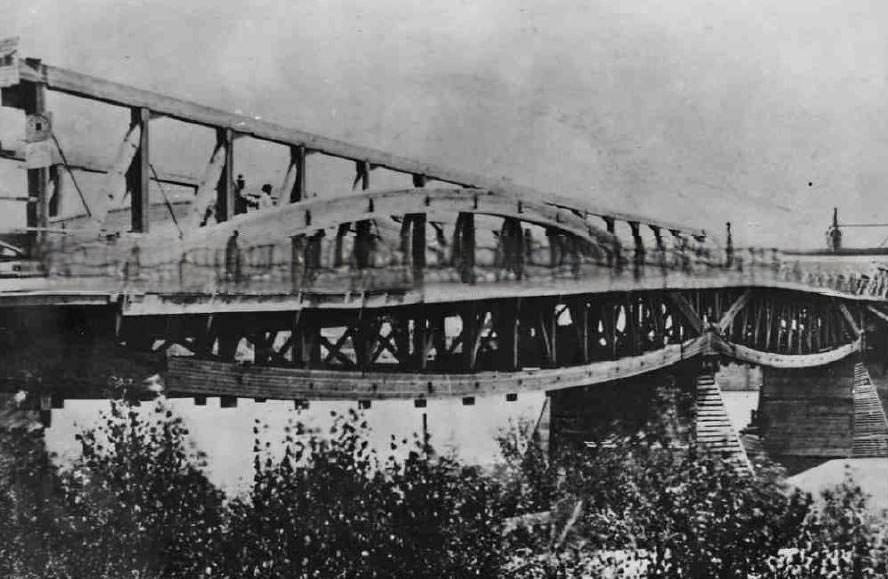 #29 Central Pacific Railroad bridge across the Sacramento River, 1870