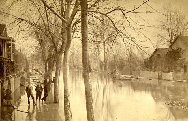 #6 Flood in Sacramento on N Street between 4th and 5th Streets, 1870s