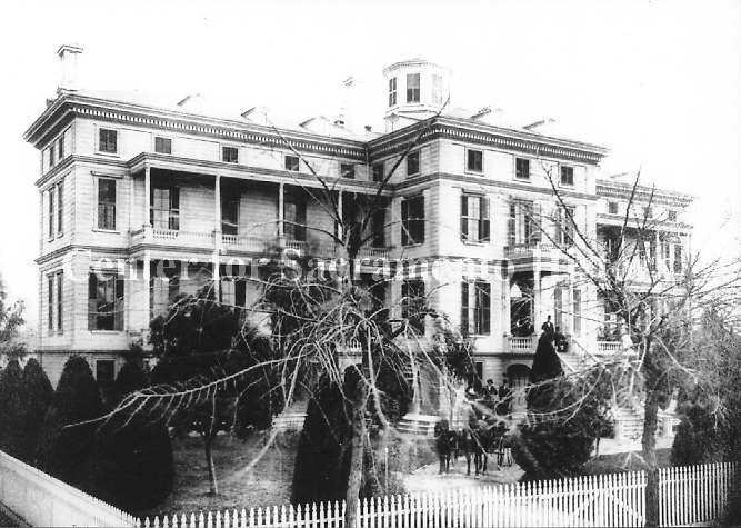 #80 Parade halts for photographer (apparently), 1875