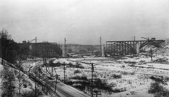 #49 Bloor Street Viaduct construction, 1910s
