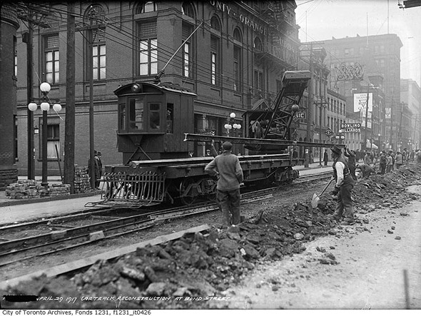#54 Streetcar track work at Queen and Bond streets, 1910s
