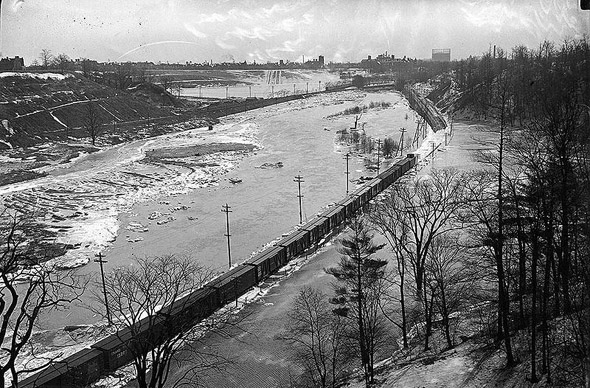 #58 Flooded Don River, 1910s, 1910s