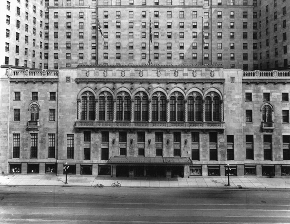 #105 Front of the Royal York Hotel, 1929