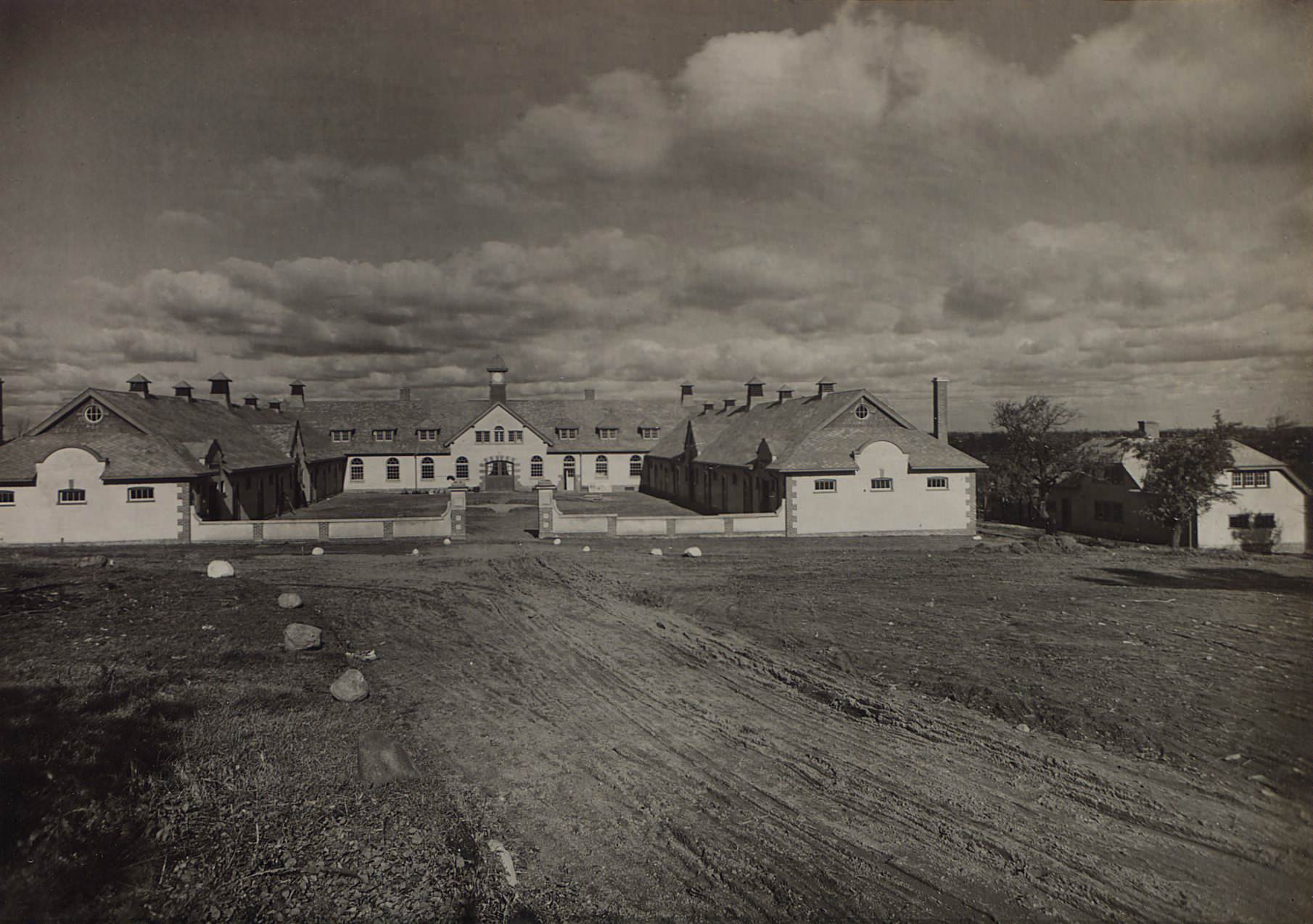 #87 The Stables, Eglinton Hunt Club, Toronto, 1921.