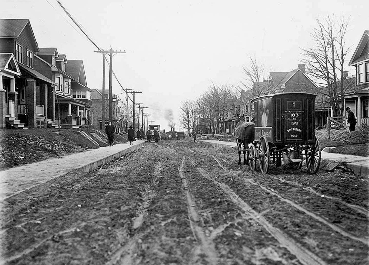 #91 Ideal bread wagon on Woodbine Ave., Nov. 5, 1921.