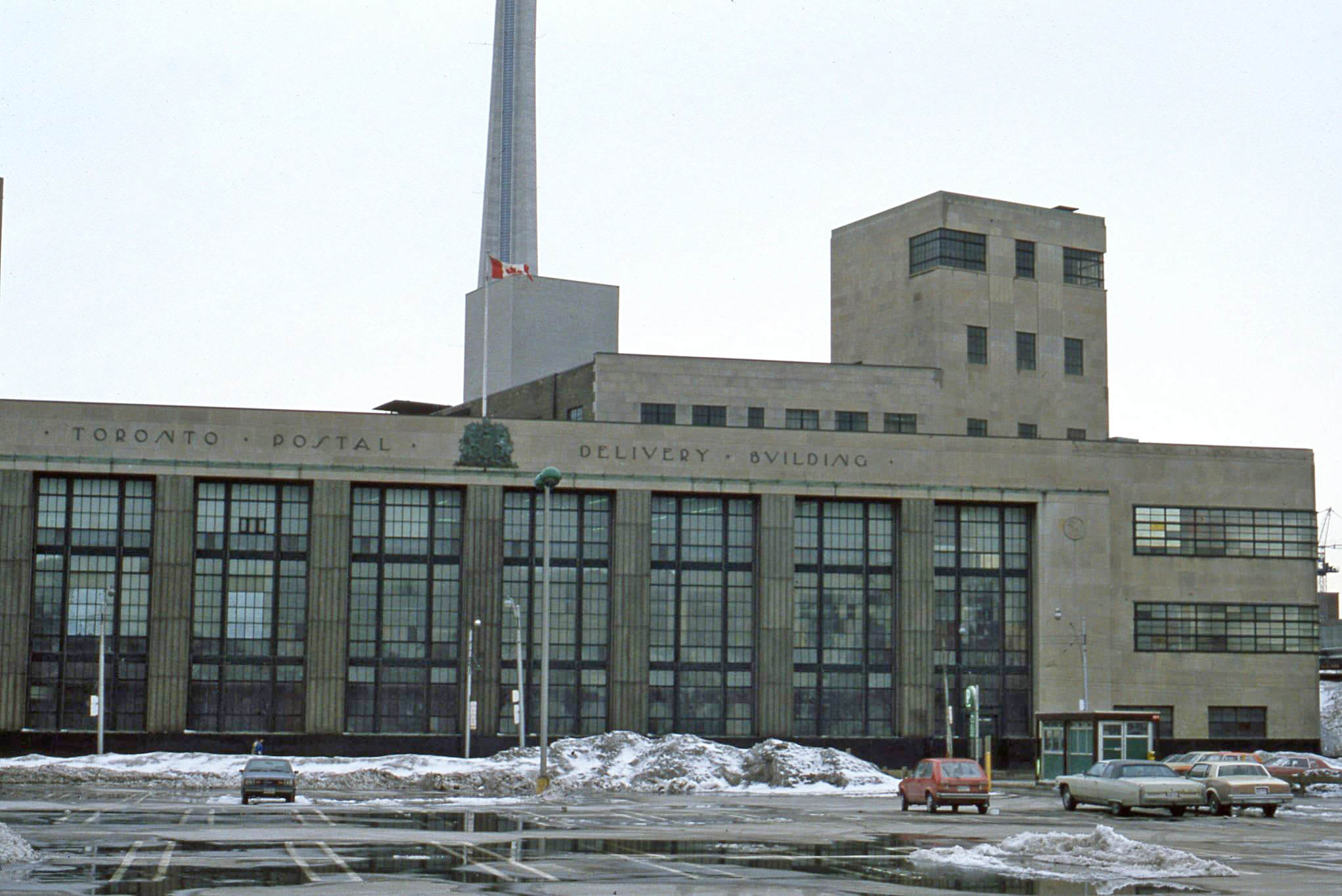 #57 Looking west to the Toronto Postal Delivery Building, 40 Bay Street, 1982