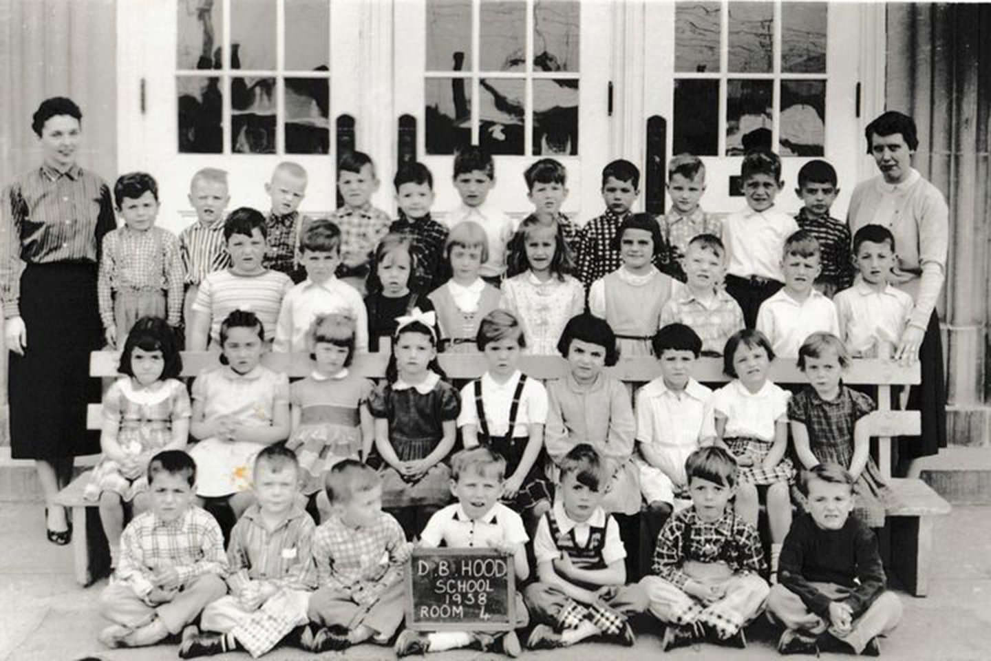 #87 D.B. Hood Public School on Dufferin Street, 1958.