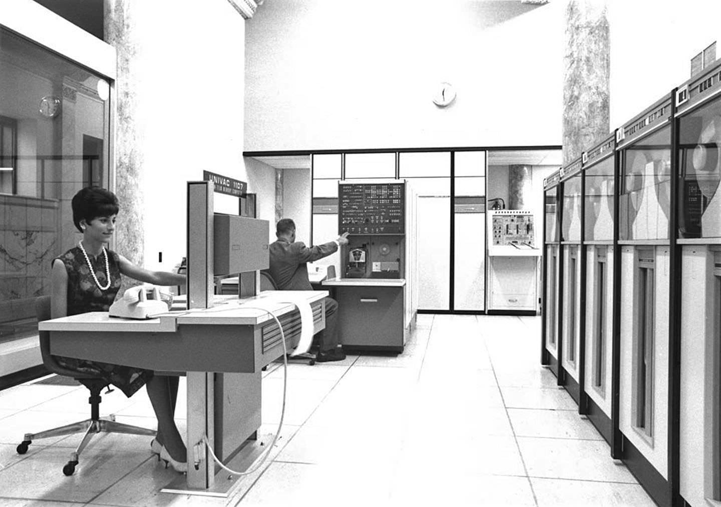 #124 Metropolitan Toronto Traffic Computer Control Centre, 1963