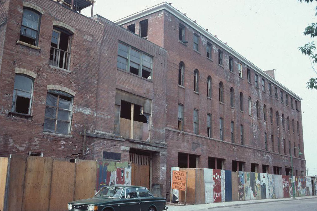 #83 6 Benlamond Drive, 1989