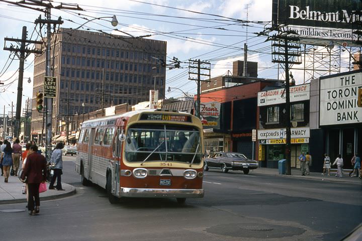 #91 Yonge and eglinton looking north, 1973