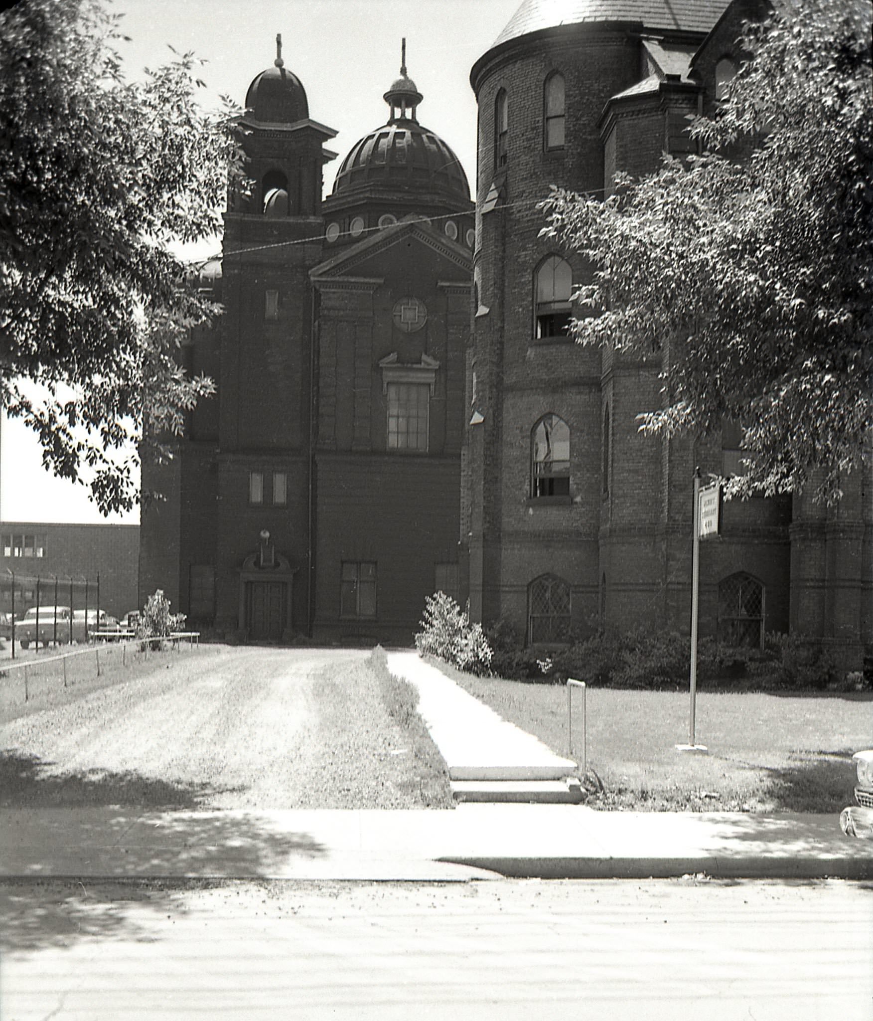 #7 Old Loretto Abbey, 403 Wellington St. W., 1950s.