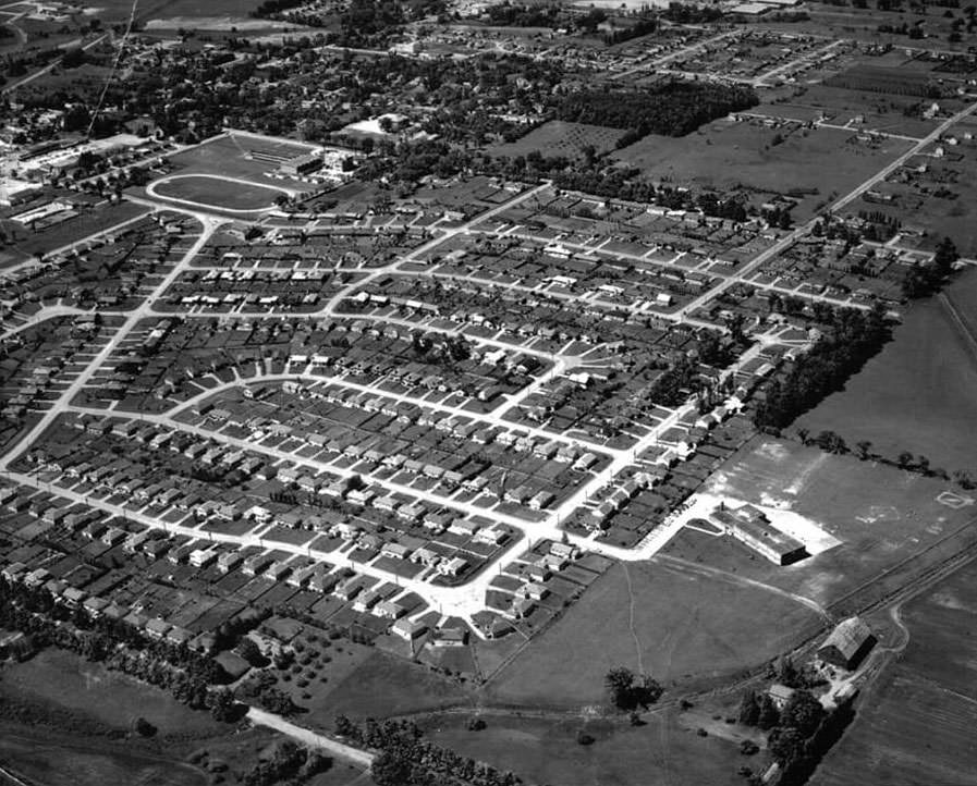 #116 Aerial view of Agincourt, 1950s