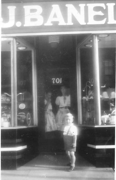 #106 701 Queen St W. Banel Electric, 1946