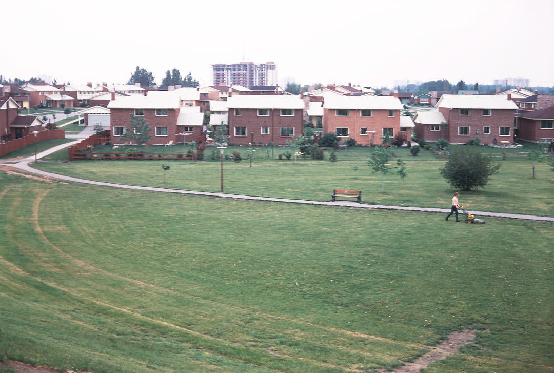 #154 In the two decades following the Second World War, there was a large growth of families moving and starting their life in the suburbs. This 1969 photo shows Bridlewood Park looking south to Batterswood Drive, Scarborough.