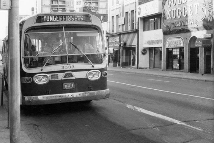 #151 Yonge night bus northbound at Bloor Street – Credit Leonard Jacks – 1971