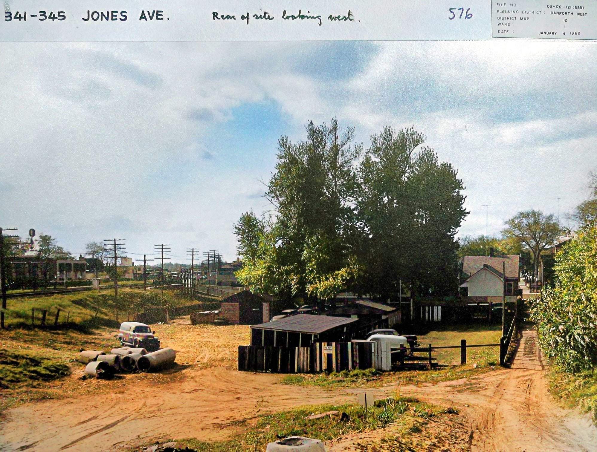 #51 Jones Avenue, 1960s