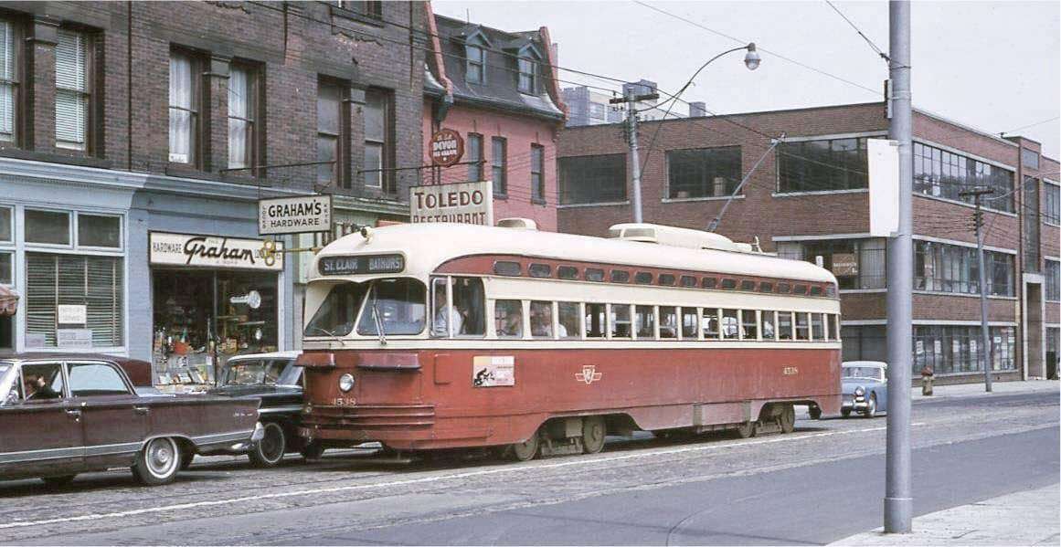 #9 446 King Street West – Corner of King & Spadina, 1980s