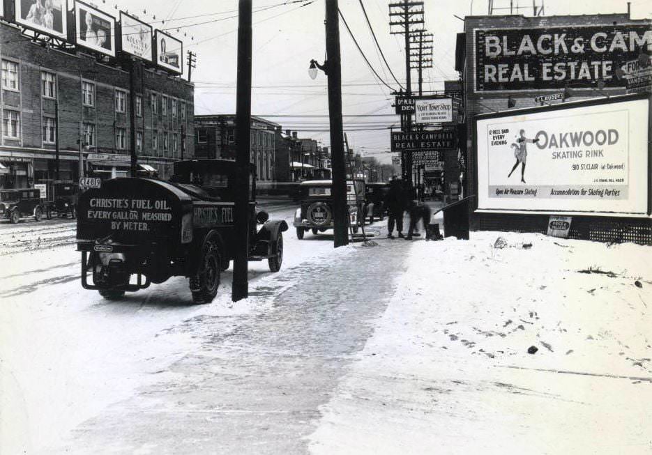 #126 Yonge Street and St. Clair Avenue, 1928