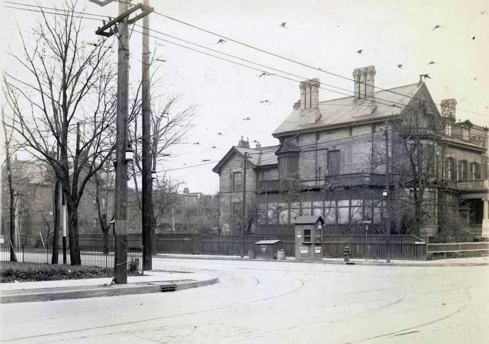 #29 South-west corner of Bloor and Church, 1920s