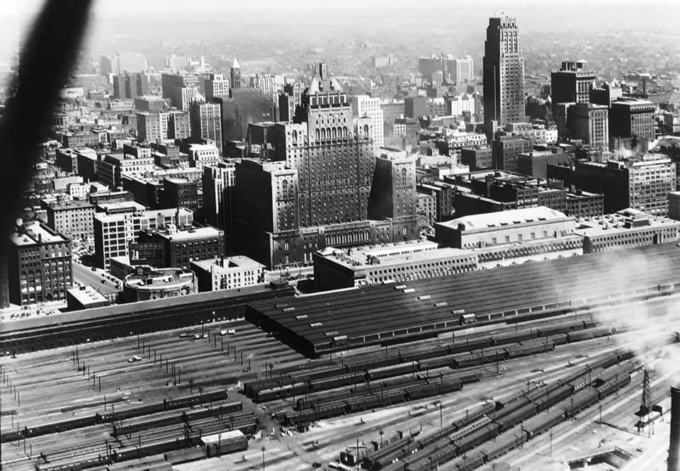 #19 Toronto, 1945