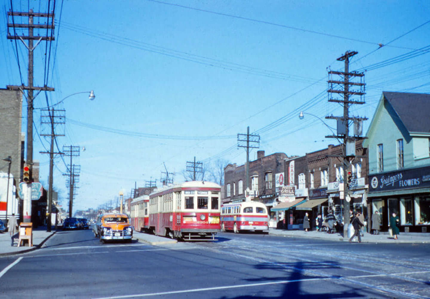 #67 Yonge St. & Davisville Ave., a view looking north, 1954.