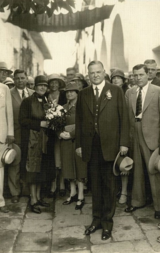 #9 President Hoover–Mrs. Hoover holding bouquet