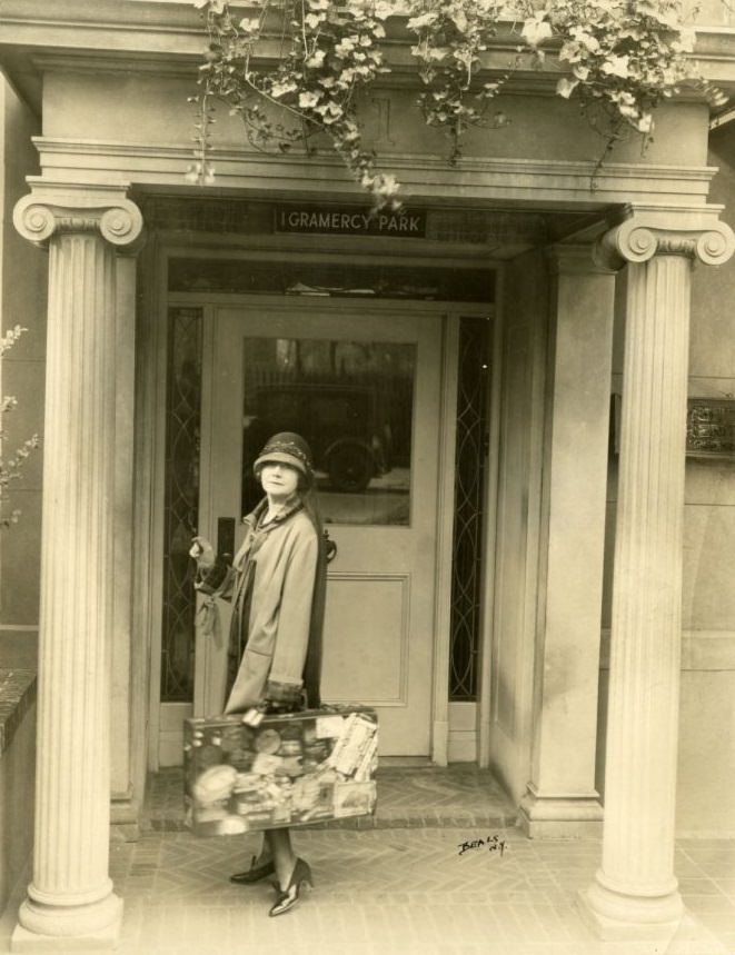 #63 Mabel Herbert Urner, author of Helen & Warren ready for trip to Europe