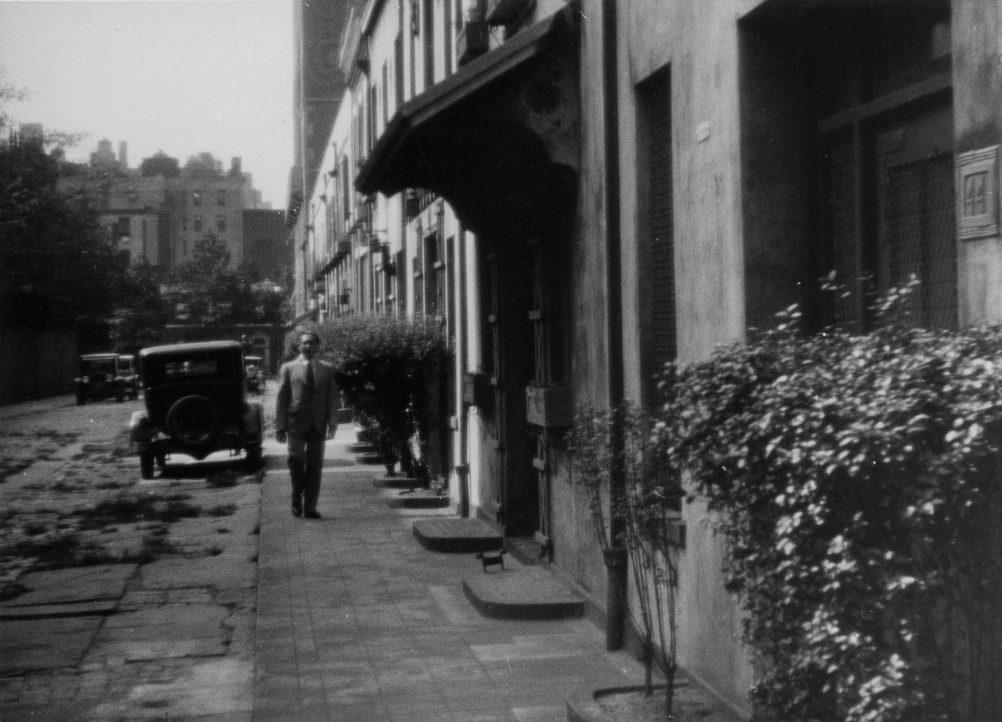 #32 Washington Mews, Greenwich Village, 1920s