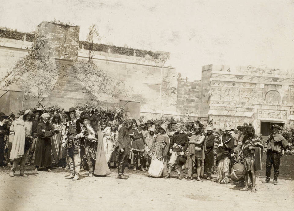 #116 Voyageur demanding of La Salle that he proceed no farther, Pageant, 1914
