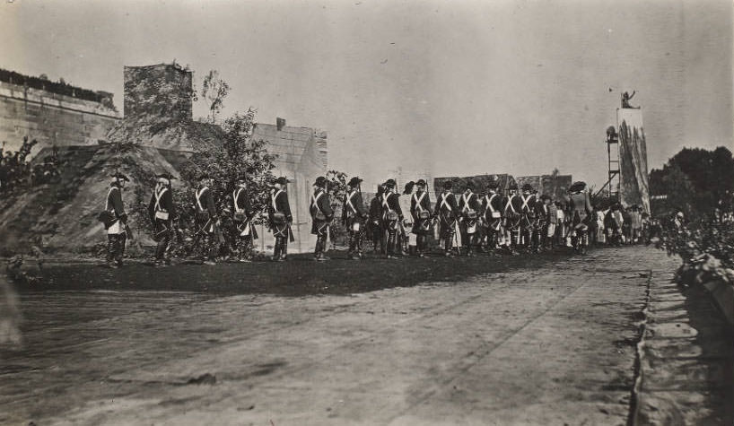 #28 Actors portray French soldiers, 1914