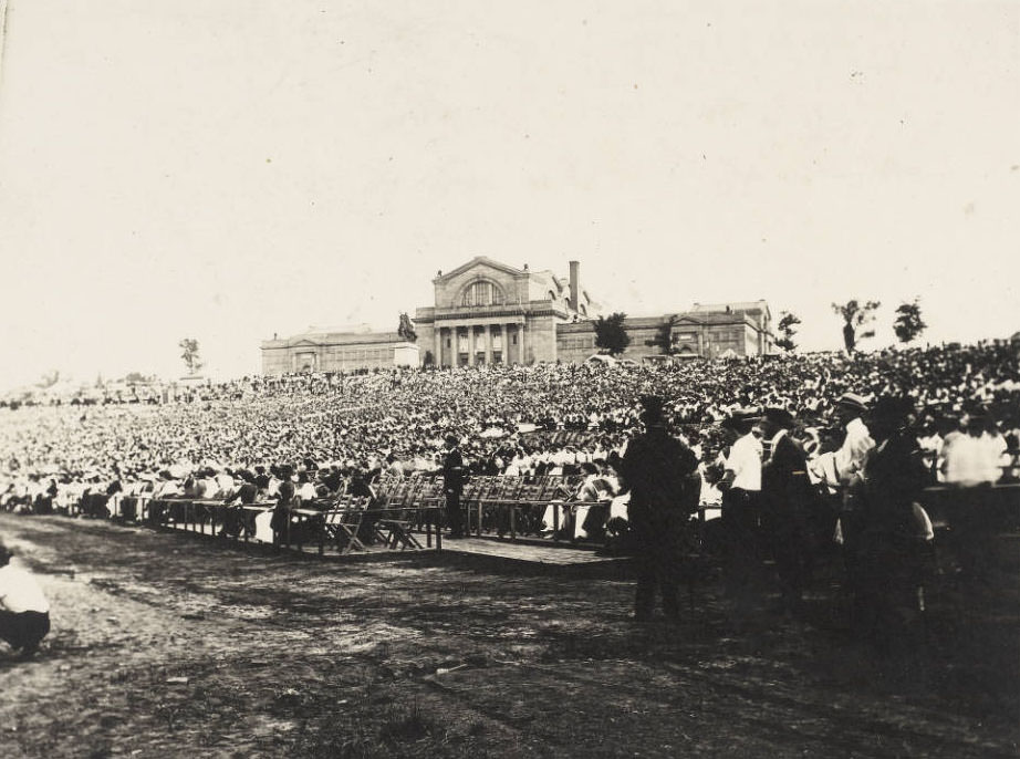#62 full-house audience at a performance of the Pageant and Masque of St. Louis, 1914