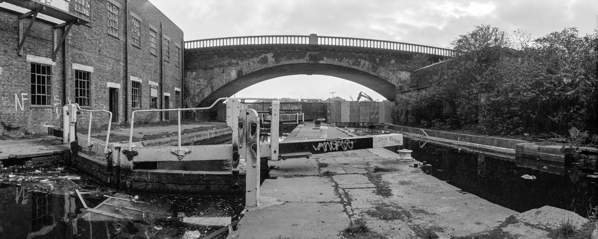 #50 Lock, DLR, construction, Regents Canal Dock, Limehouse Basin, Limehouse, Tower Hamlets, 1992