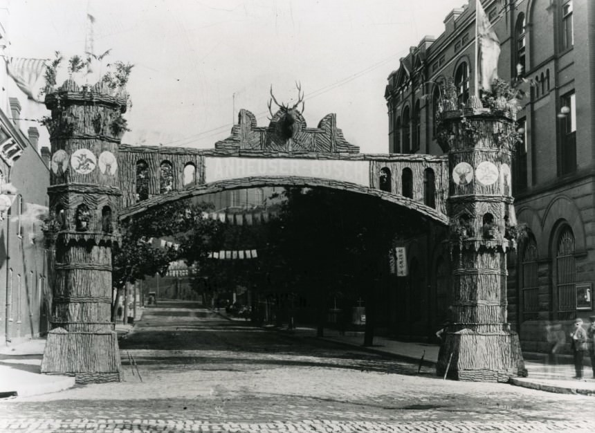 #20 A decorative arch, put in place for the visiting Elks, as pictured at Anheuser-Busch Brewery in 1899.
