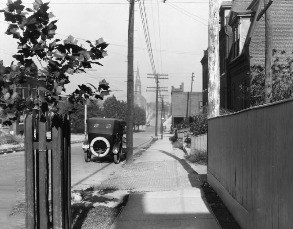 #46 N. 20th St. at E. Gano Ave., 1925