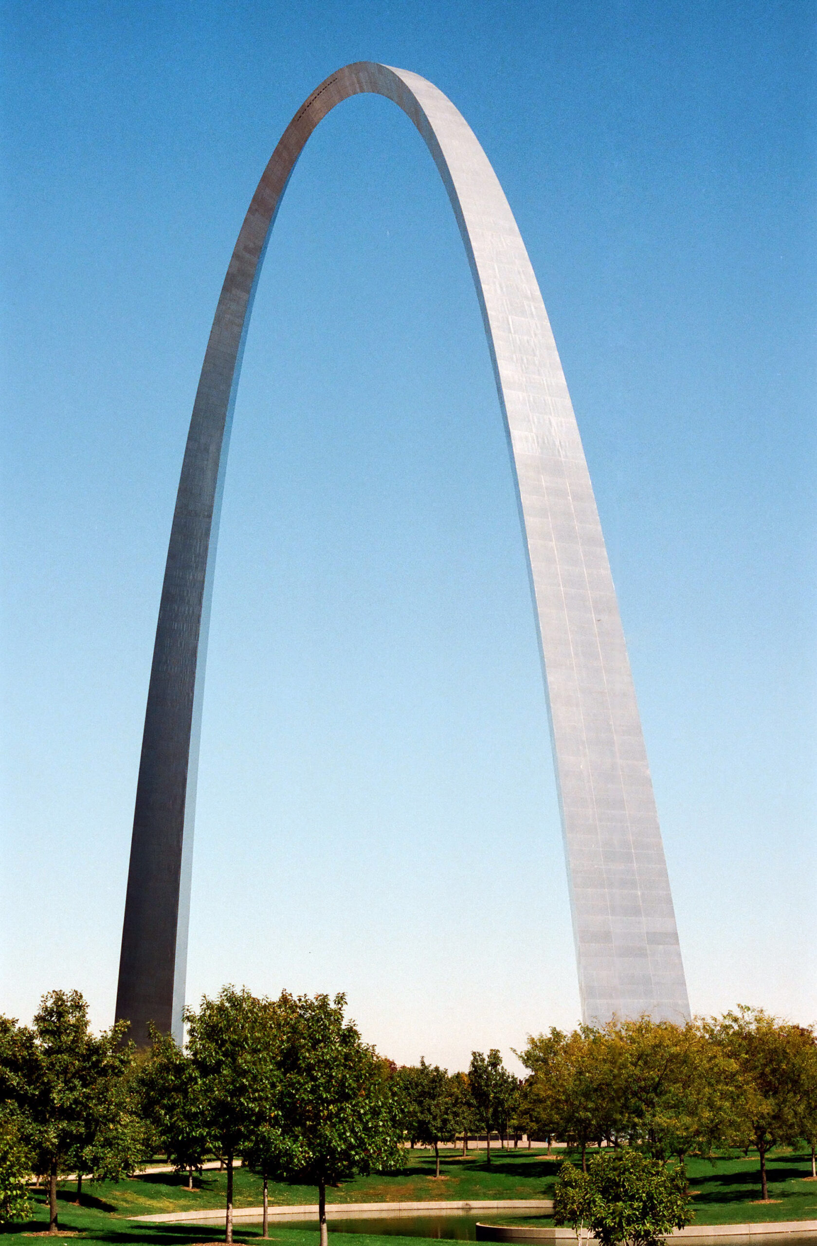 #12 Louis Arch, 1991